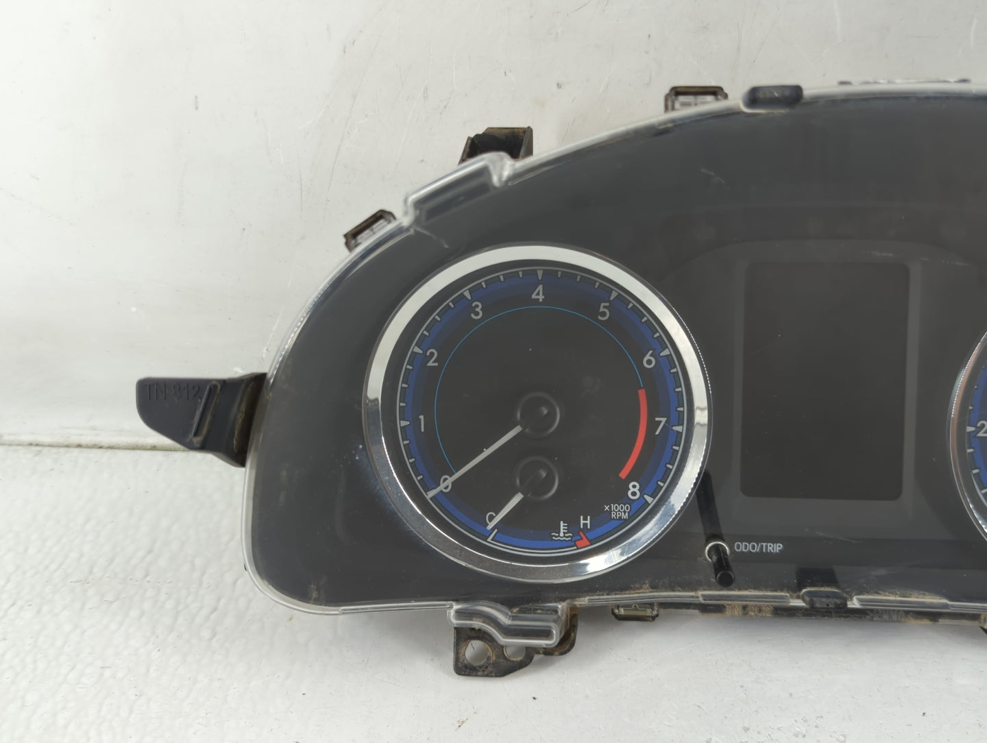 2018-2019 Toyota Corolla Instrument Cluster Speedometer Gauges P/N:TN157580-9380 83800-F2U80-00 Fits Fits 2018 2019 OEM Used