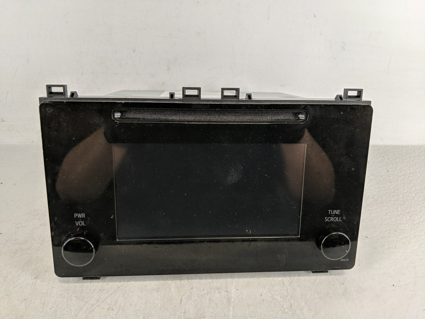2017-2019 Toyota Corolla Radio AM FM Cd Player Receiver Replacement P/N:86140-02520 Fits Fits 2017 2018 2019 OEM Used Auto P