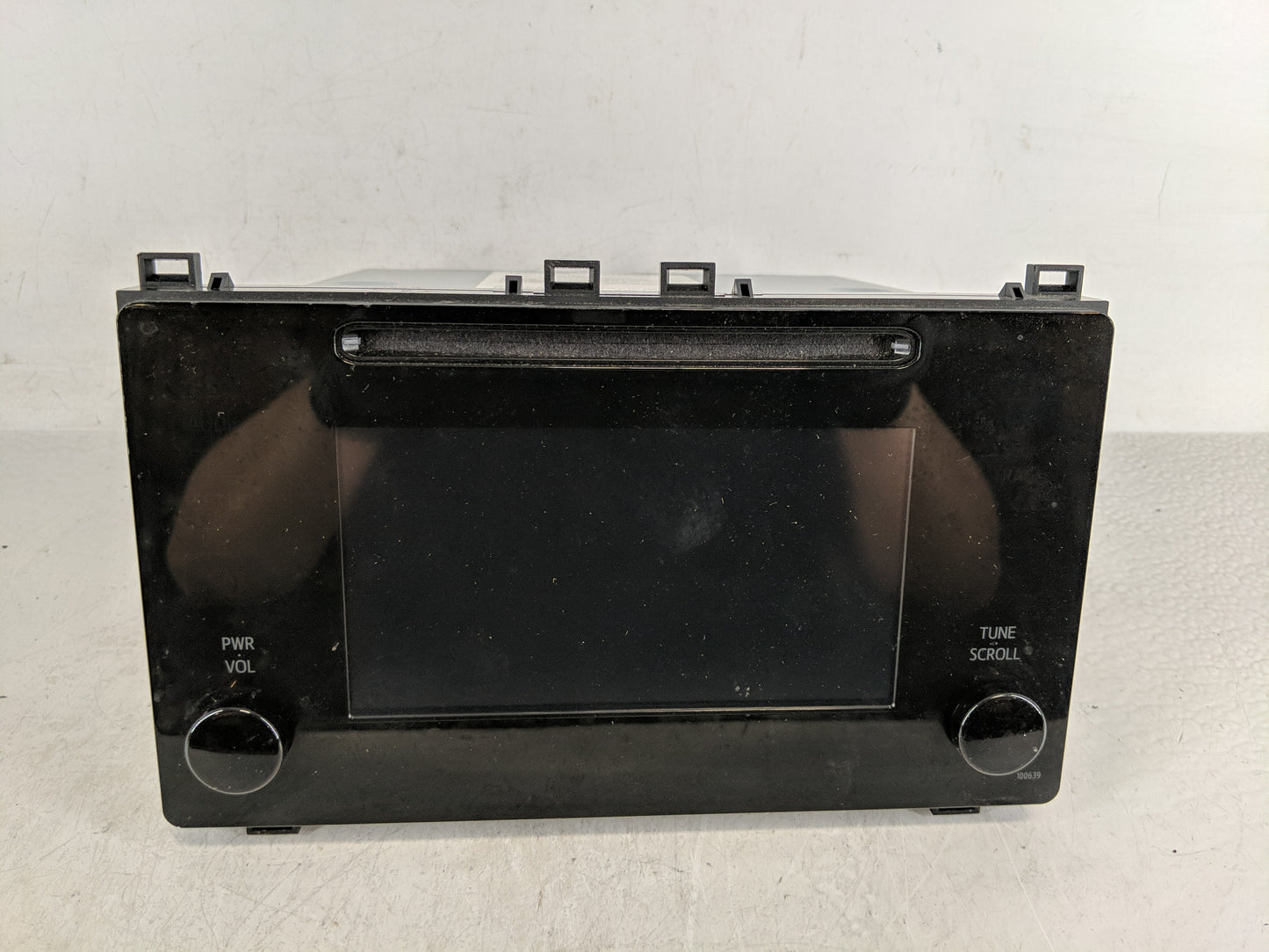 2017-2019 Toyota Corolla Radio AM FM Cd Player Receiver Replacement P/N:86140-02520 Fits Fits 2017 2018 2019 OEM Used Auto P