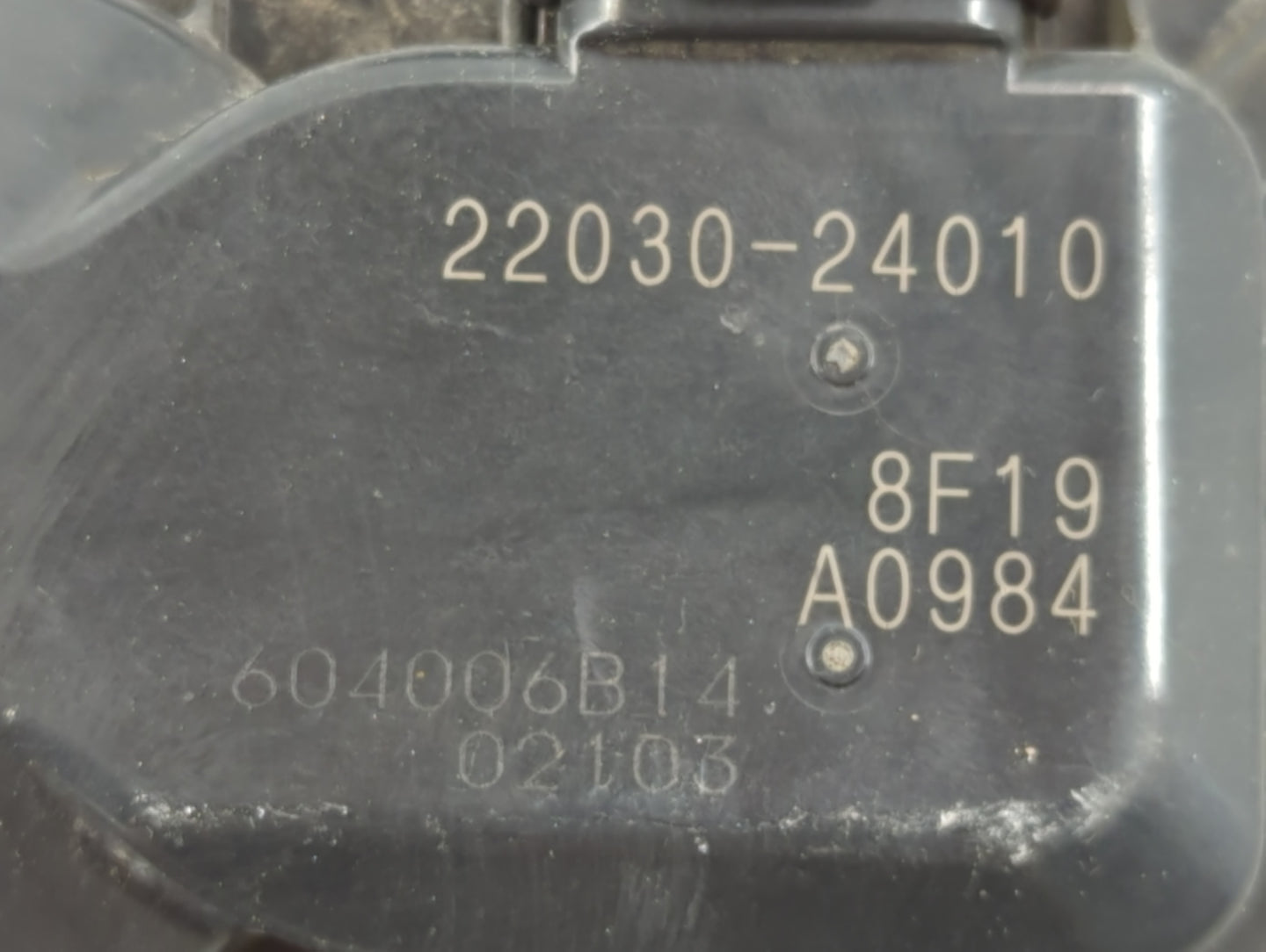 2019-2022 Toyota Corolla Throttle Body P/N:22030-24010 22030-37040 Fits Fits 2019 2020 2021 2022 OEM Used Auto Parts - Oemus