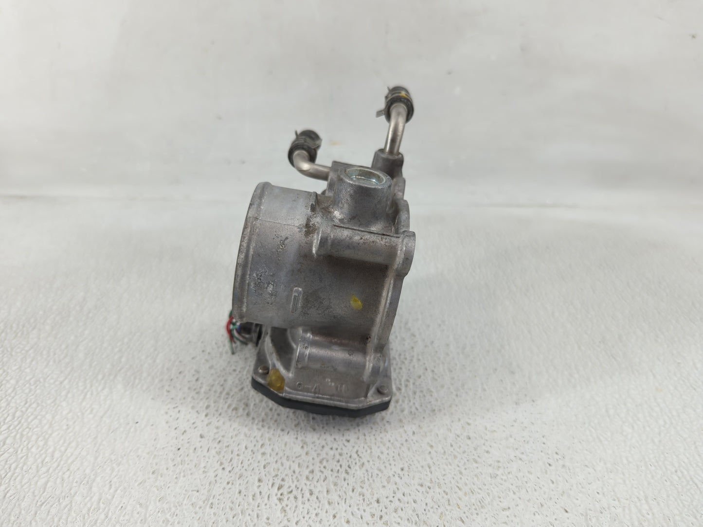 2020-2022 Toyota Corolla Throttle Body P/N:22030-0T130 22030-37040 Fits Fits 2013 2014 2018 2019 2020 2021 2022 OEM Used Aut