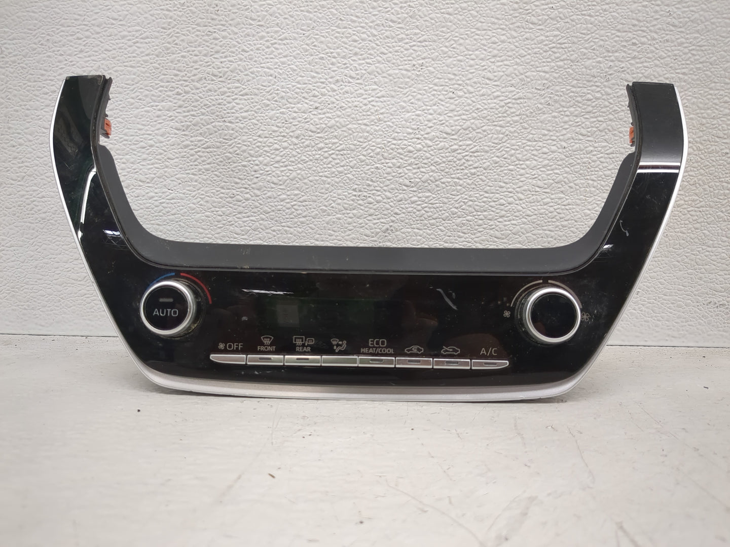 2019-2022 Toyota Corolla Climate Control Module Temperature AC/Heater Replacement Fits Fits 2019 2020 2021 2022 OEM Used Aut