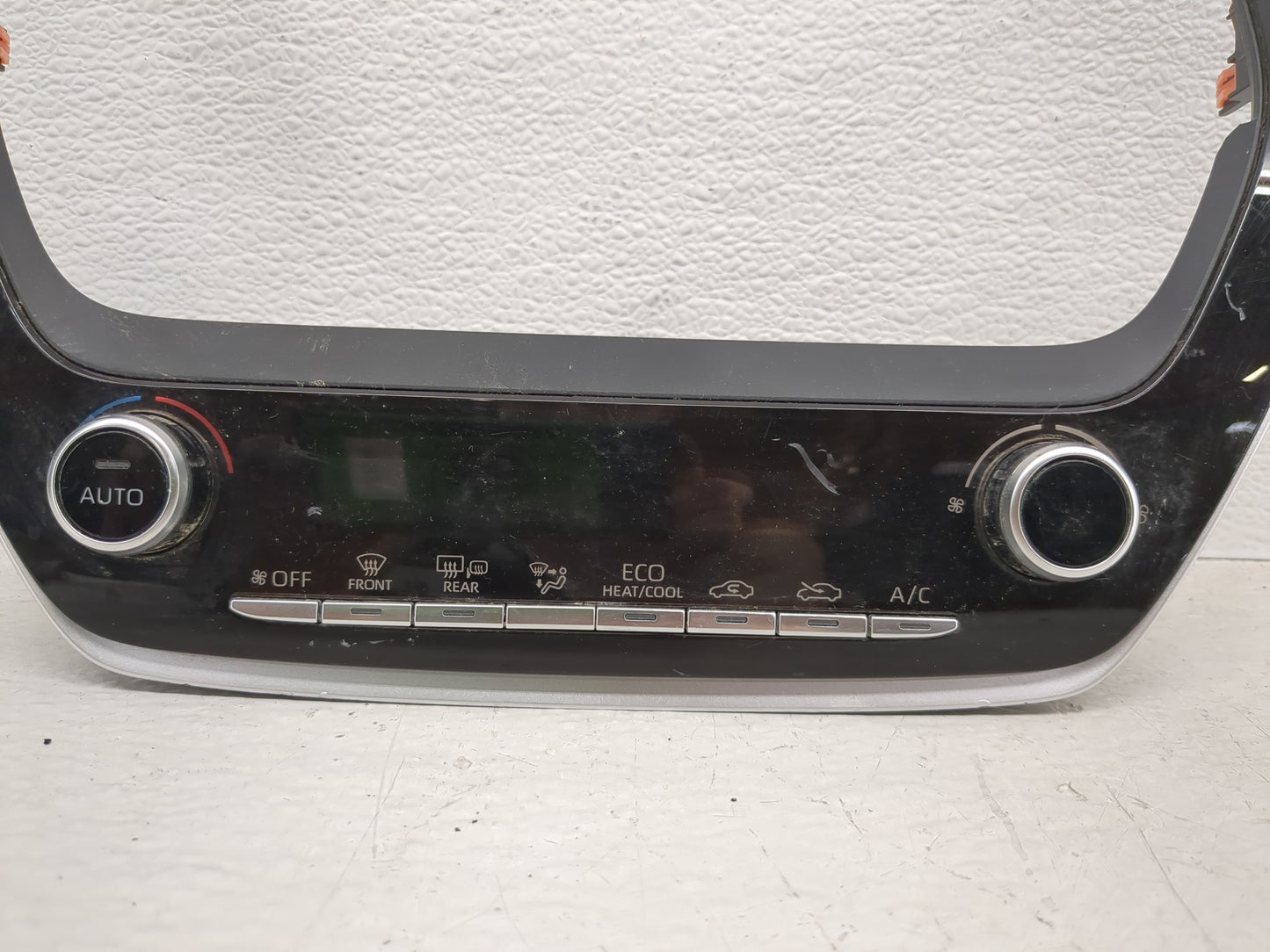 2019-2022 Toyota Corolla Climate Control Module Temperature AC/Heater Replacement Fits Fits 2019 2020 2021 2022 OEM Used Aut