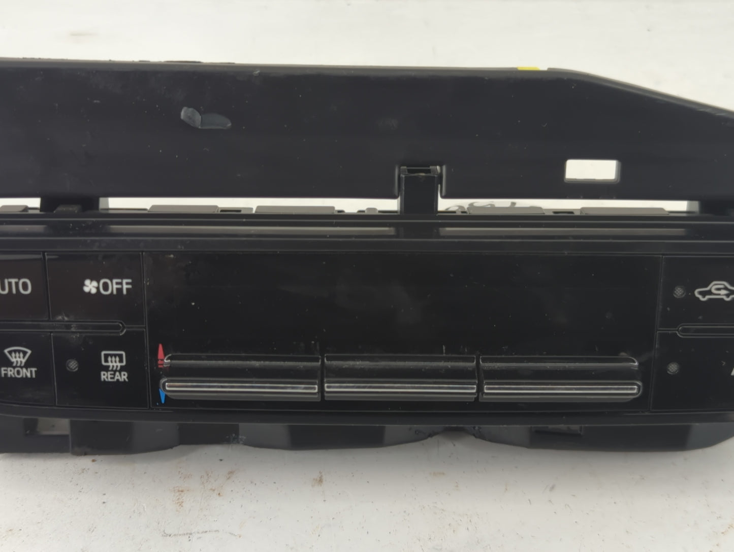 2017-2019 Toyota Corolla Climate Control Module Temperature AC/Heater Replacement P/N:55468-02060 Fits Fits 2017 2018 2019 O