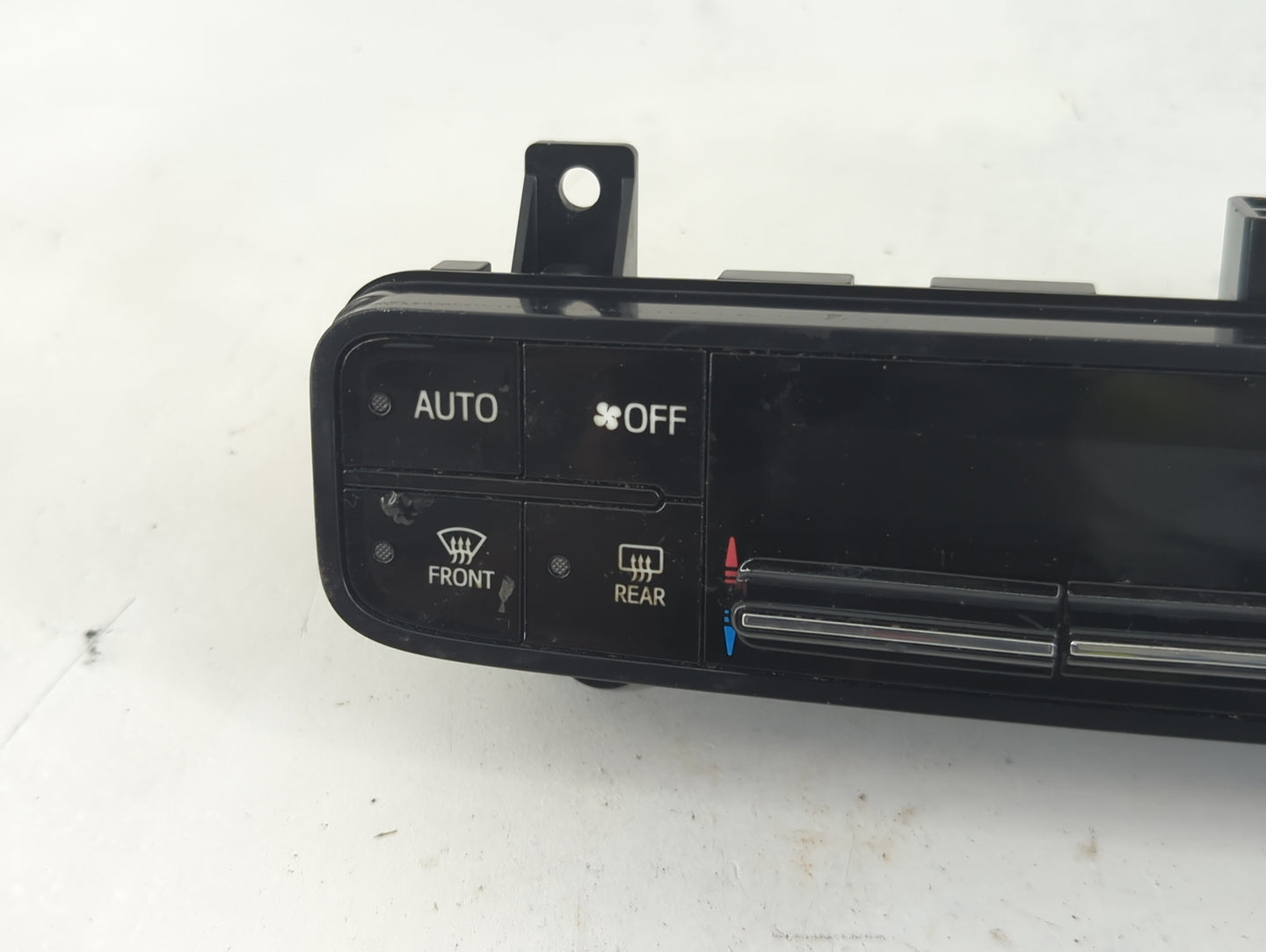 2017-2019 Toyota Corolla Climate Control Module Temperature AC/Heater Replacement Fits Fits 2017 2018 2019 OEM Used Auto Par