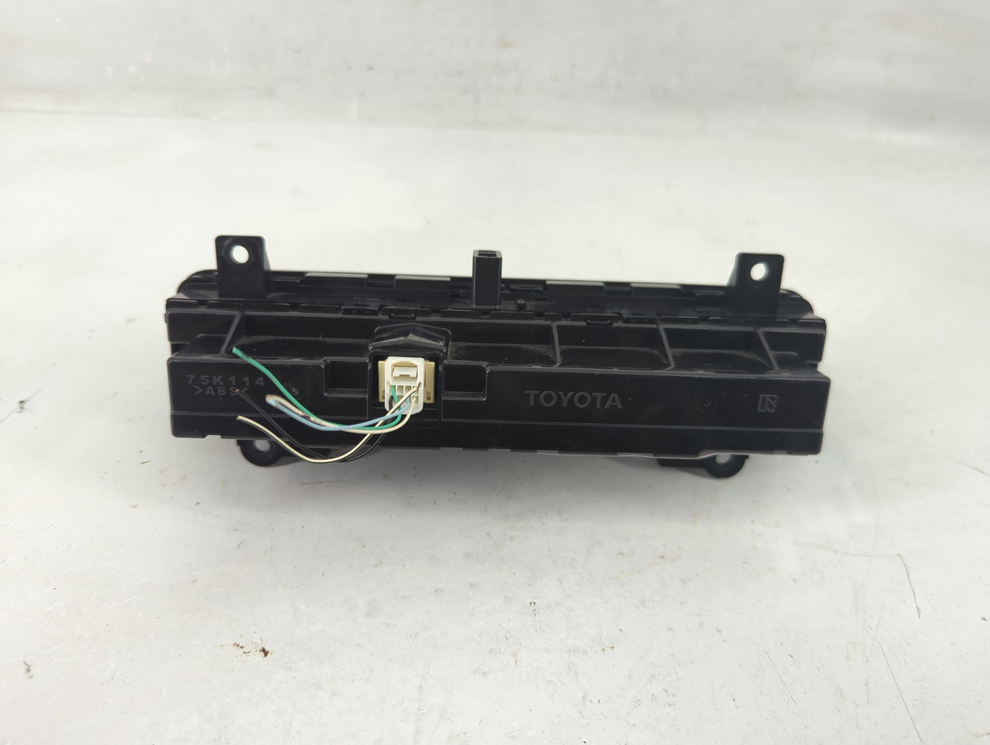 2017-2019 Toyota Corolla Climate Control Module Temperature AC/Heater Replacement Fits Fits 2017 2018 2019 OEM Used Auto Par