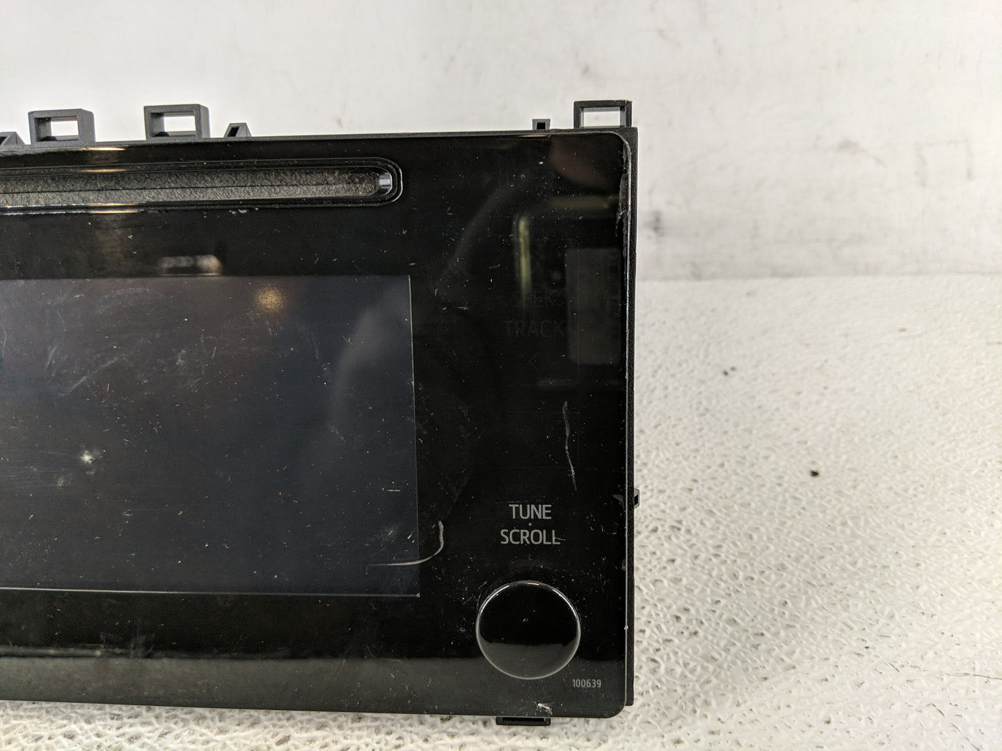 2017-2019 Toyota Corolla Radio AM FM Cd Player Receiver Replacement P/N:86140-02521 Fits Fits 2017 2018 2019 OEM Used Auto P