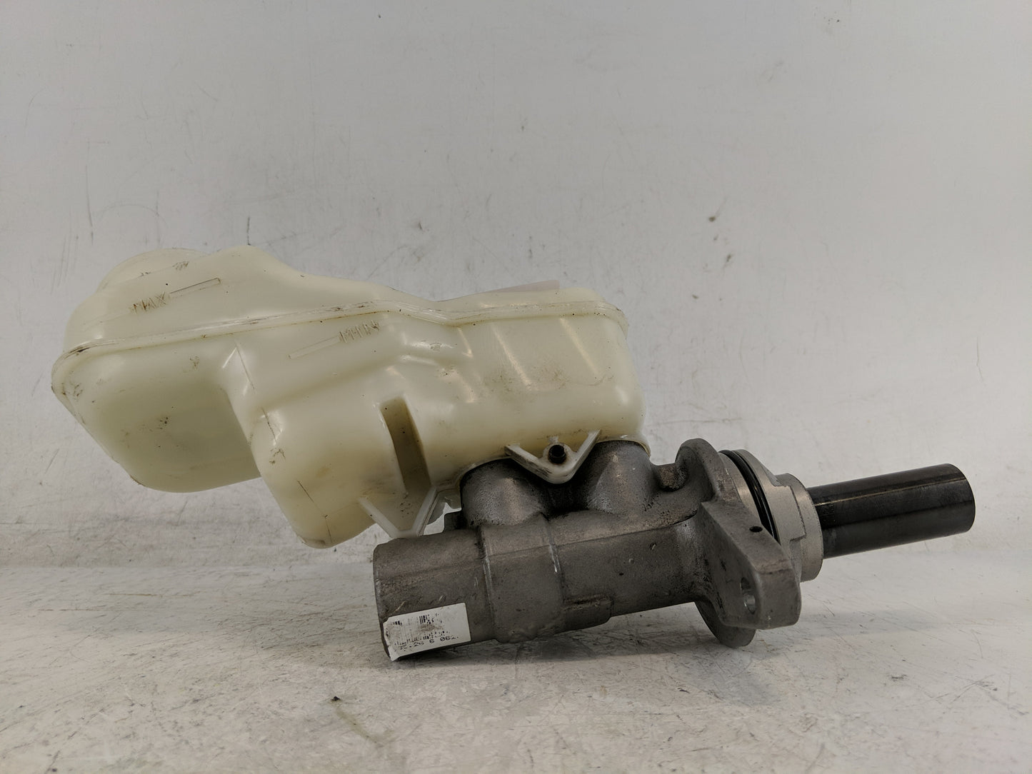 2014-2019 Toyota Corolla Brake Master Cylinder - Oemusedautoparts1.com