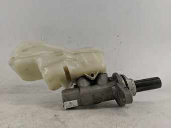 compare product 2014-2019 Toyota Corolla Brake Master Cylinder 1221038