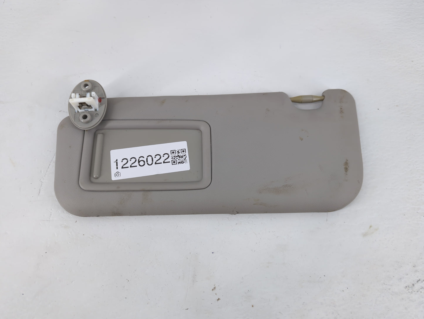 2017-2019 Toyota Corolla Sun Visor Shade Replacement Passenger Right Mirror Fits Fits 2017 2018 2019 OEM Used Auto Parts - O