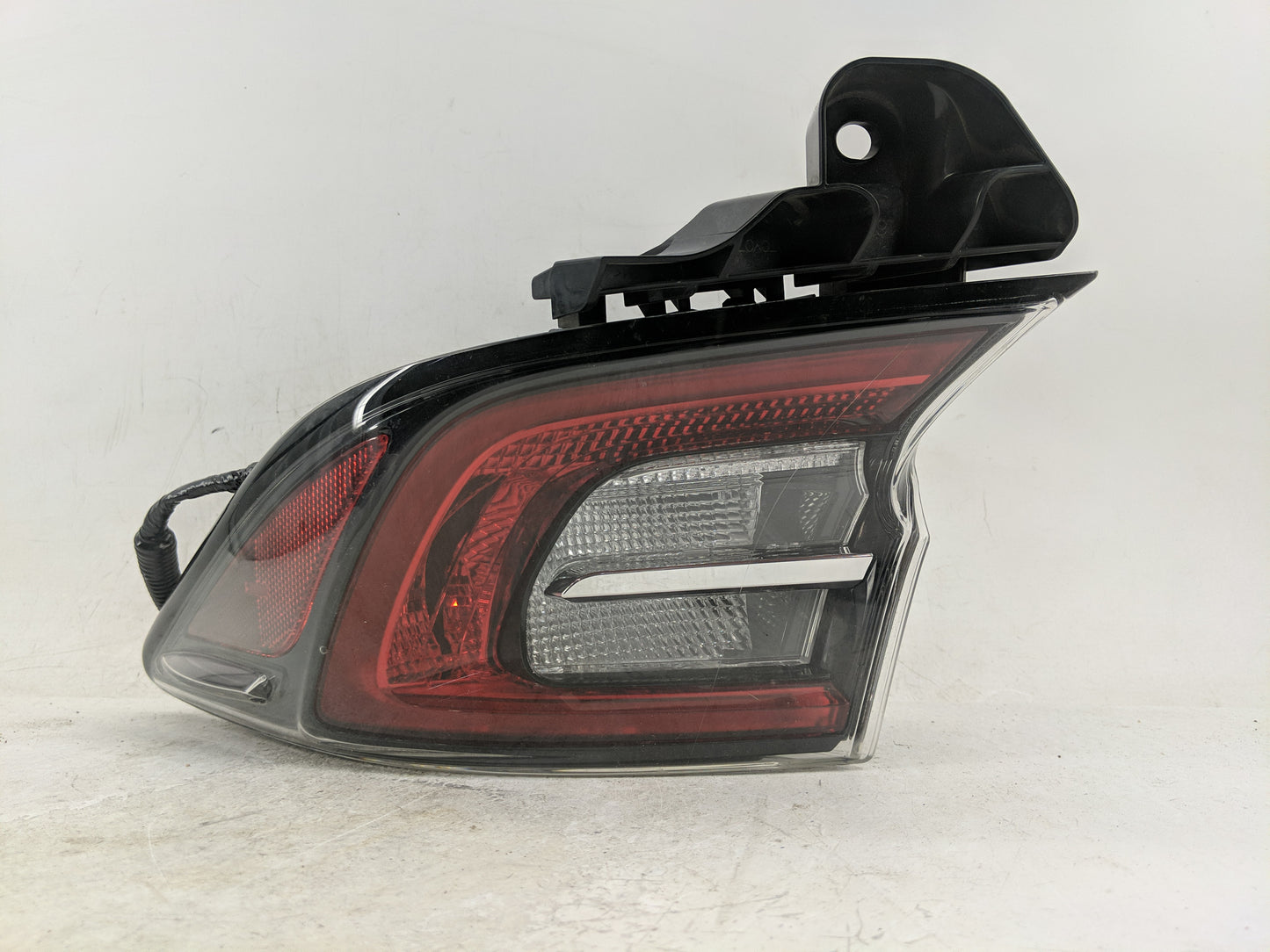 2019 Toyota Corolla Passenger Right Side Deck Lid Mounted Tail Light - Oemusedautoparts1.com