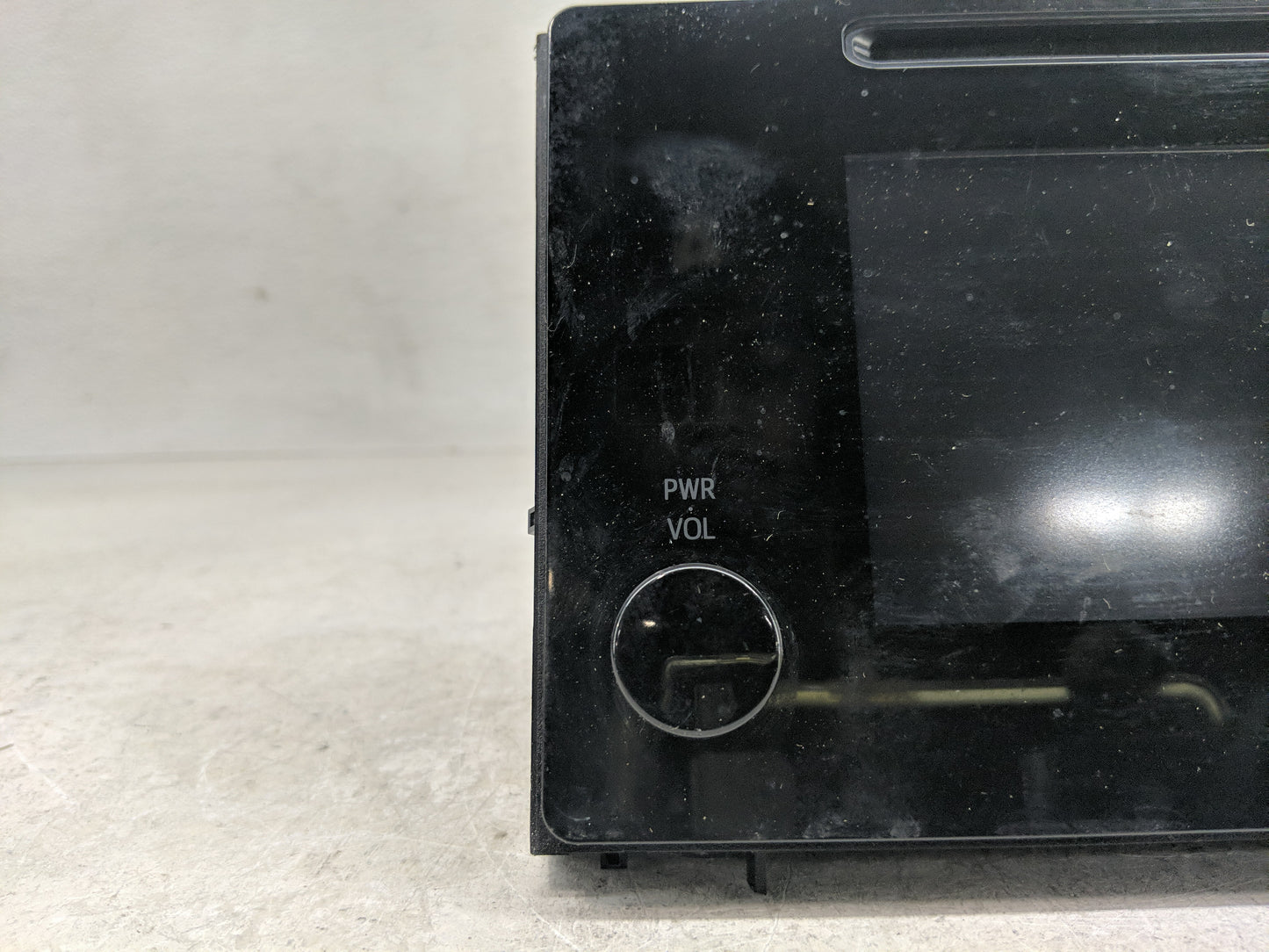 2017-2019 Toyota Corolla Radio AM FM Cd Player Receiver Replacement P/N:86140-02520 Fits Fits 2017 2018 2019 OEM Used Auto P