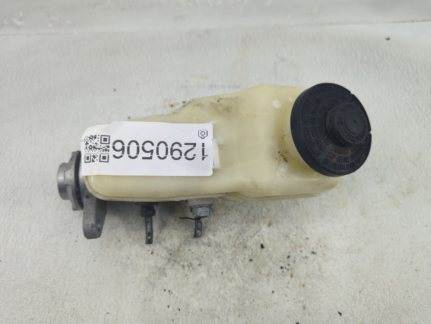 2014-2019 Toyota Corolla Brake Master Cylinder - Oemusedautoparts1.com