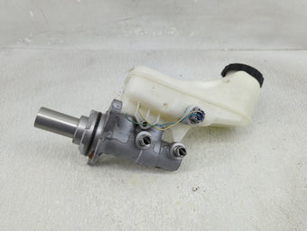 compare product 2019-2022 Toyota Corolla Brake Master Cylinder 1310764