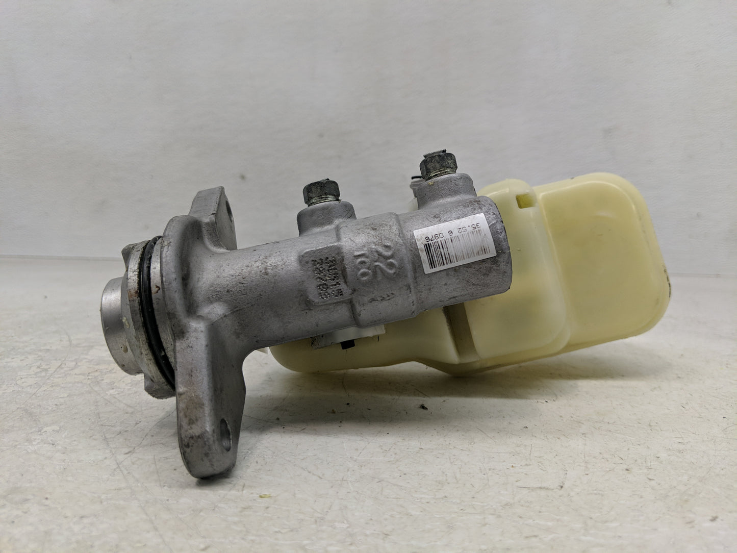 2014-2019 Toyota Corolla Brake Master Cylinder - Oemusedautoparts1.com