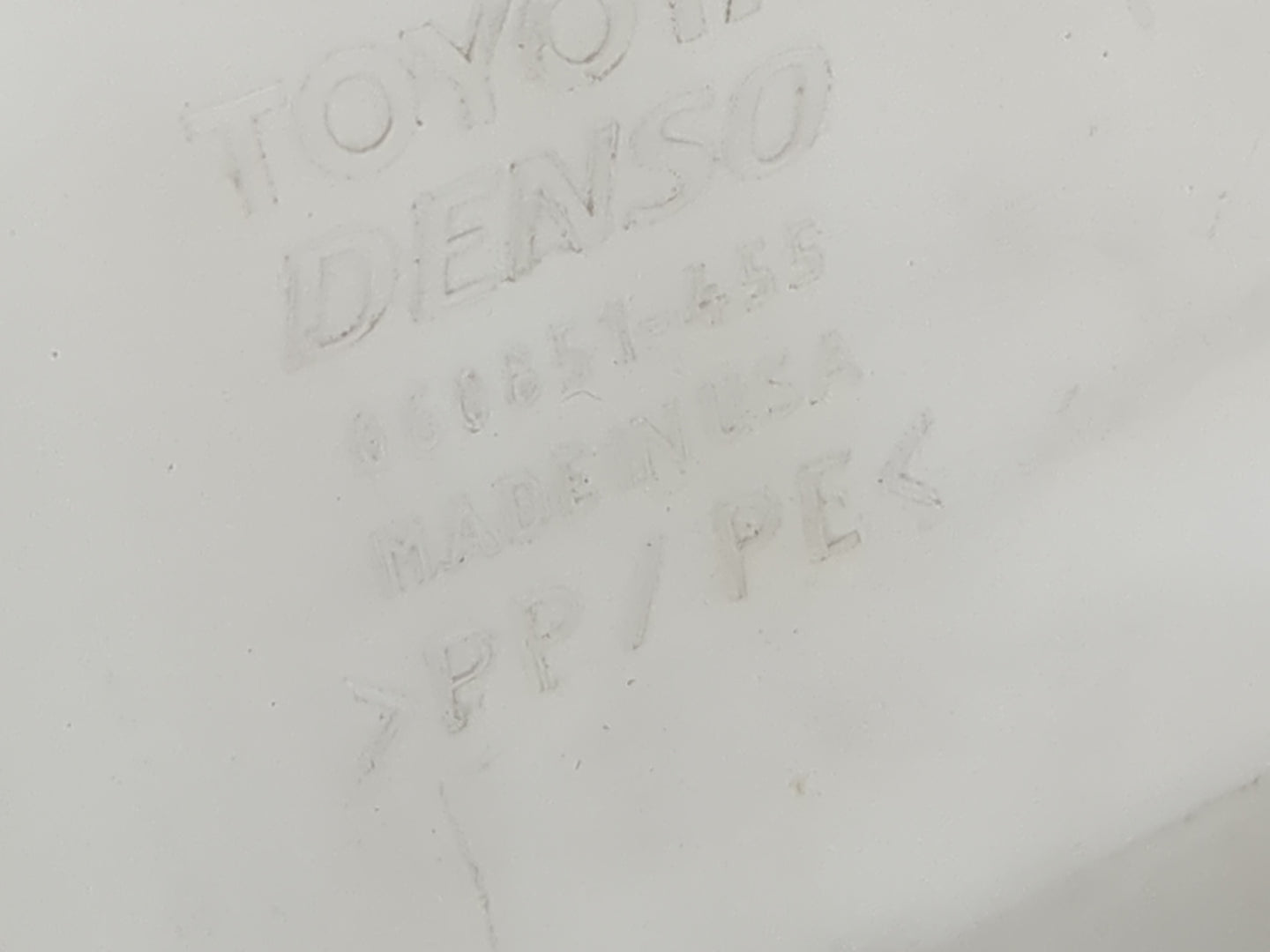 2014-2019 Toyota Corolla Windshield Washer Fluid Reservoir Bottle Oem - Oemusedautoparts1.com
