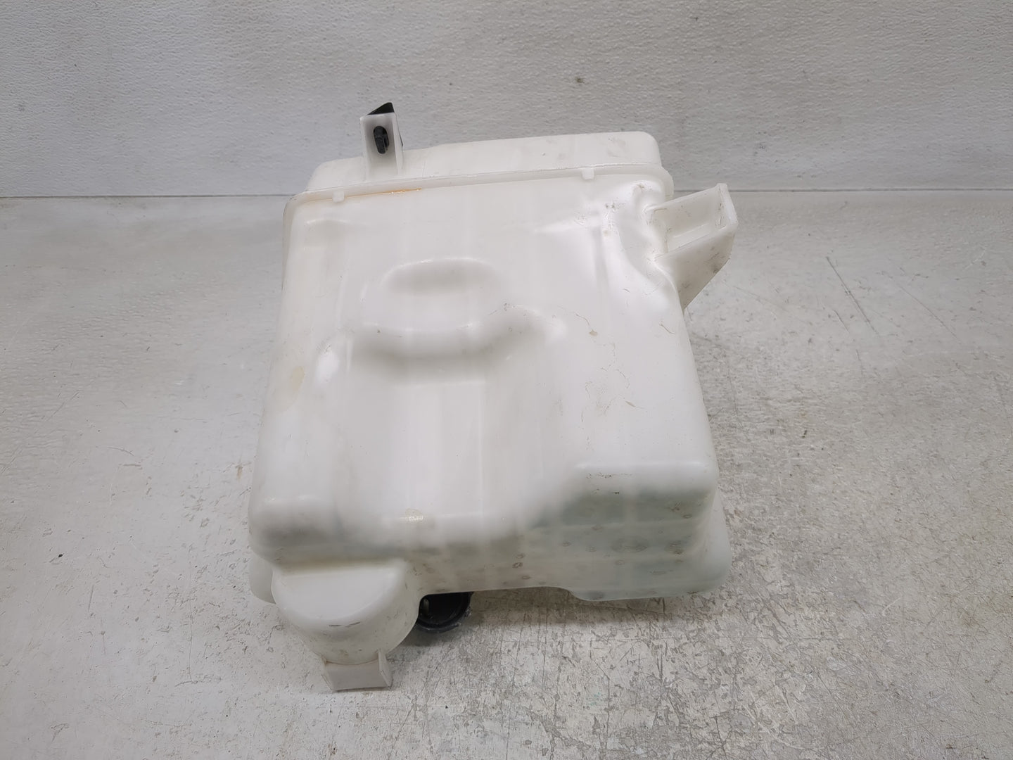 2014-2019 Toyota Corolla Windshield Washer Fluid Reservoir Bottle Oem - Oemusedautoparts1.com