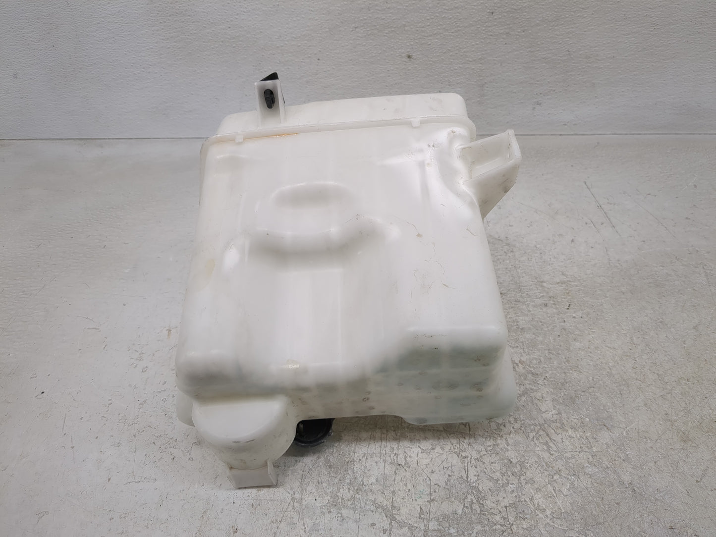 2014-2019 Toyota Corolla Windshield Washer Fluid Reservoir Bottle Oem - Oemusedautoparts1.com