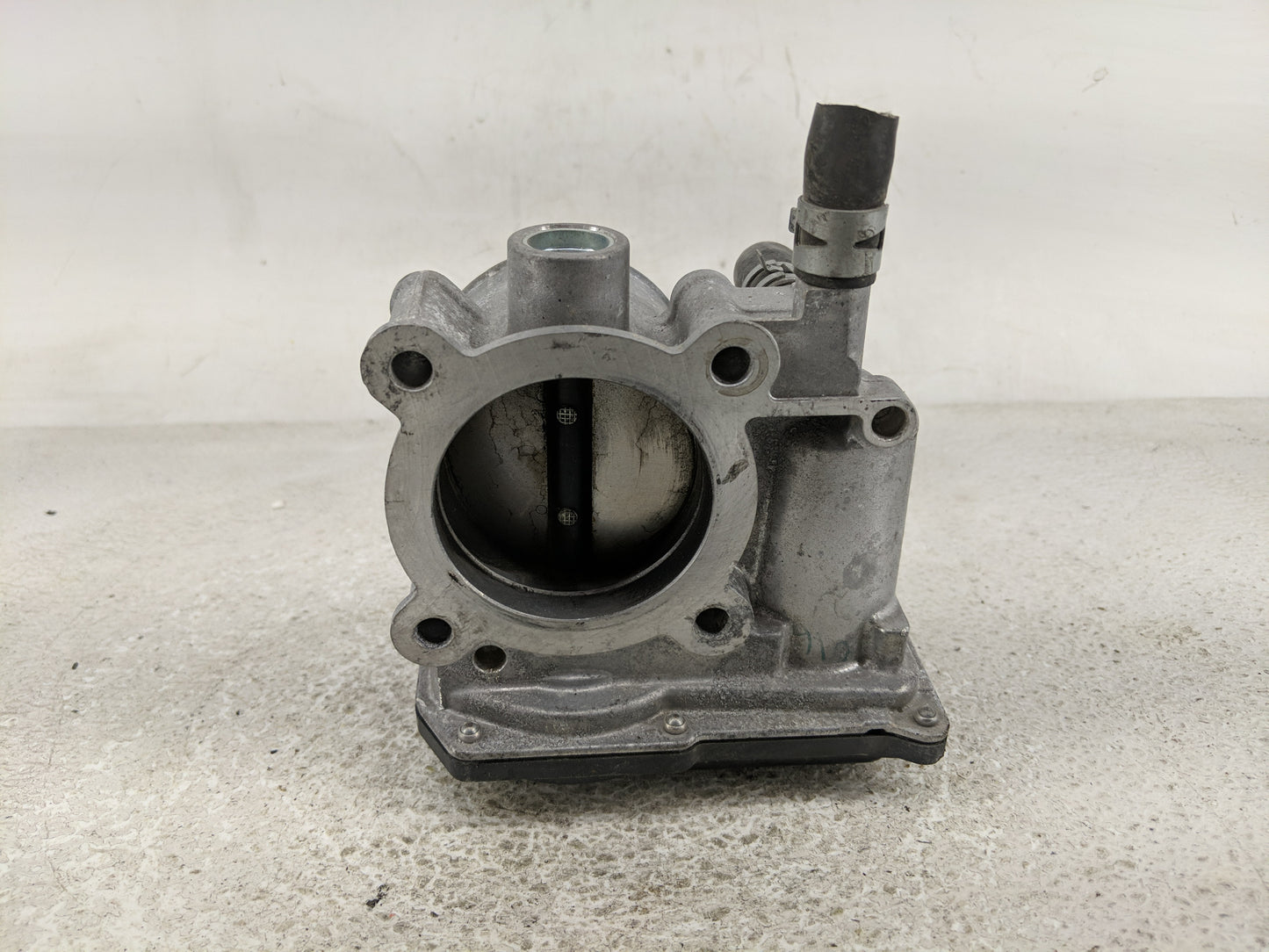 2011-2019 Toyota Corolla Throttle Body Fits Fits 2011 2012 2013 2014 2015 2016 2017 2018 2019 OEM Used Auto Parts - Oemuseda