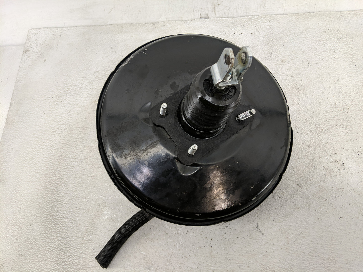 2014-2019 Toyota Corolla Power Brake Booster Oem - Oemusedautoparts1.com
