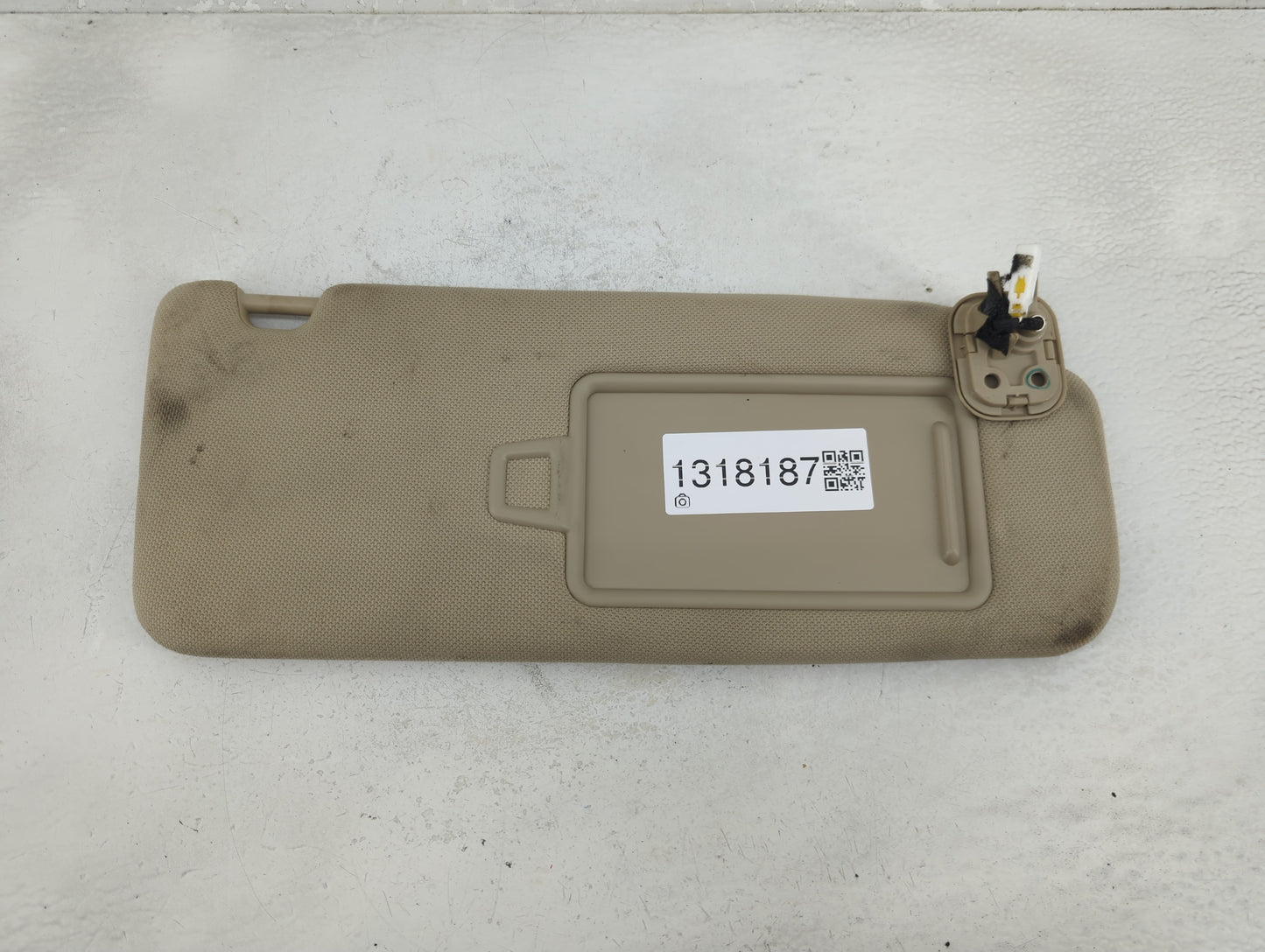 2019-2022 Toyota Corolla Sun Visor Shade Replacement Passenger Right Mirror Fits Fits 2019 2020 2021 2022 OEM Used Auto Part