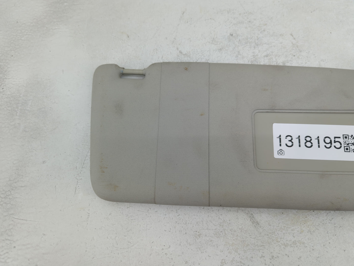 2017-2019 Toyota Corolla Sun Visor Shade Replacement Passenger Right Mirror Fits Fits 2017 2018 2019 OEM Used Auto Parts - O