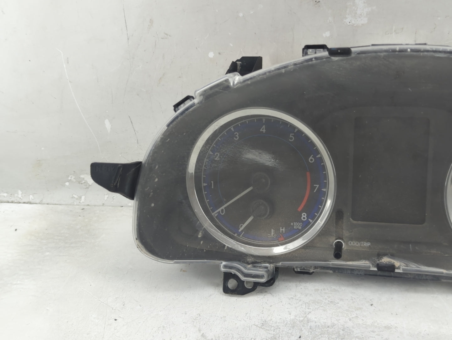 2018-2019 Toyota Corolla Instrument Cluster Speedometer Gauges P/N:83800-F2U80-00 Fits Fits 2018 2019 OEM Used Auto Parts - 
