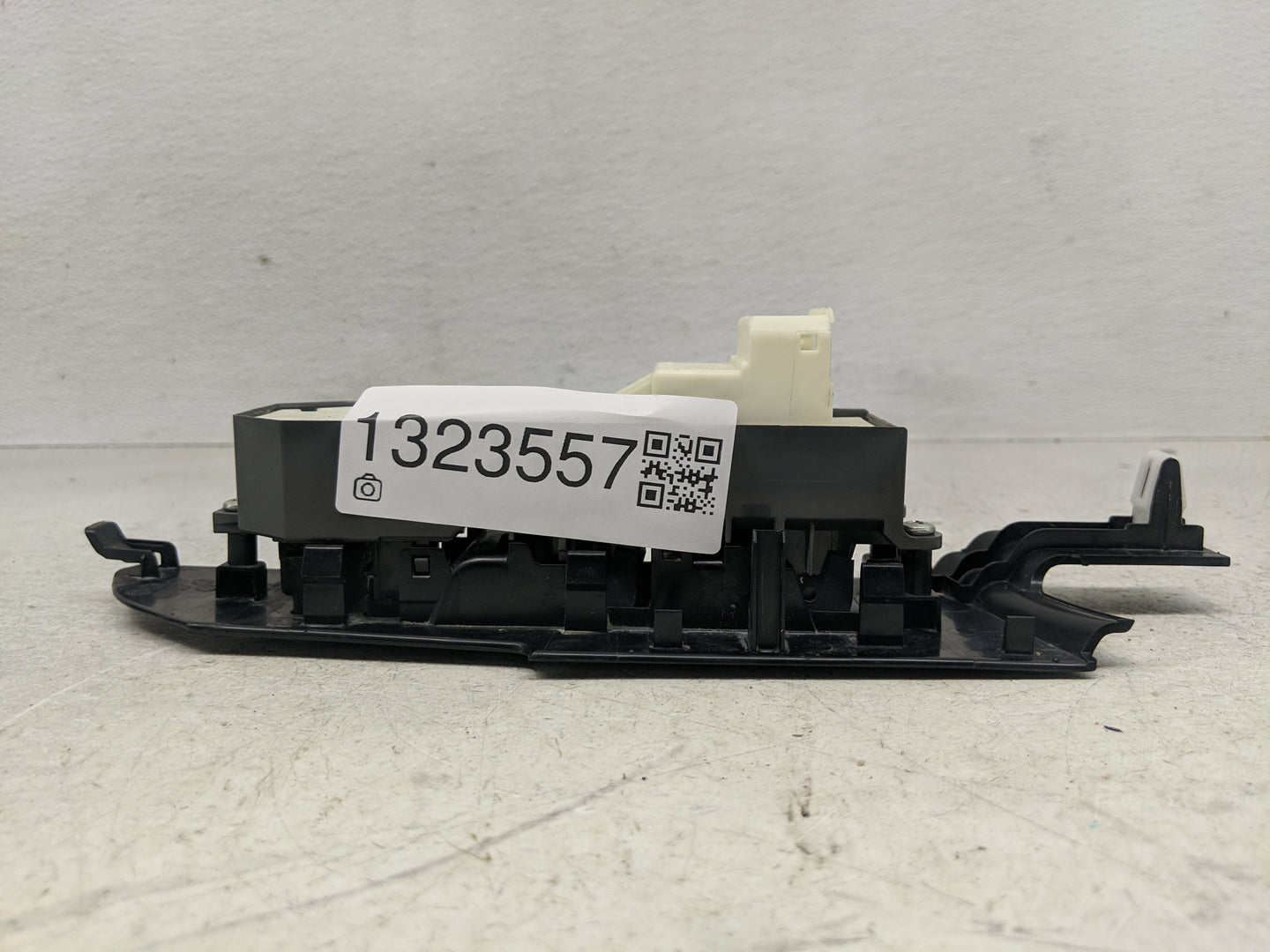 2014-2019 Toyota Corolla Master Power Window Switch Replacement Driver Side Left P/N:84820-0R040 Fits OEM Used Auto Parts - 