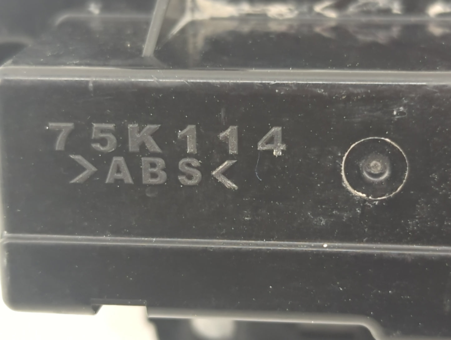 2019 Toyota Corolla Climate Control Module Temperature AC/Heater Replacement P/N:5590002A30 Fits OEM Used Auto Parts - Oemus