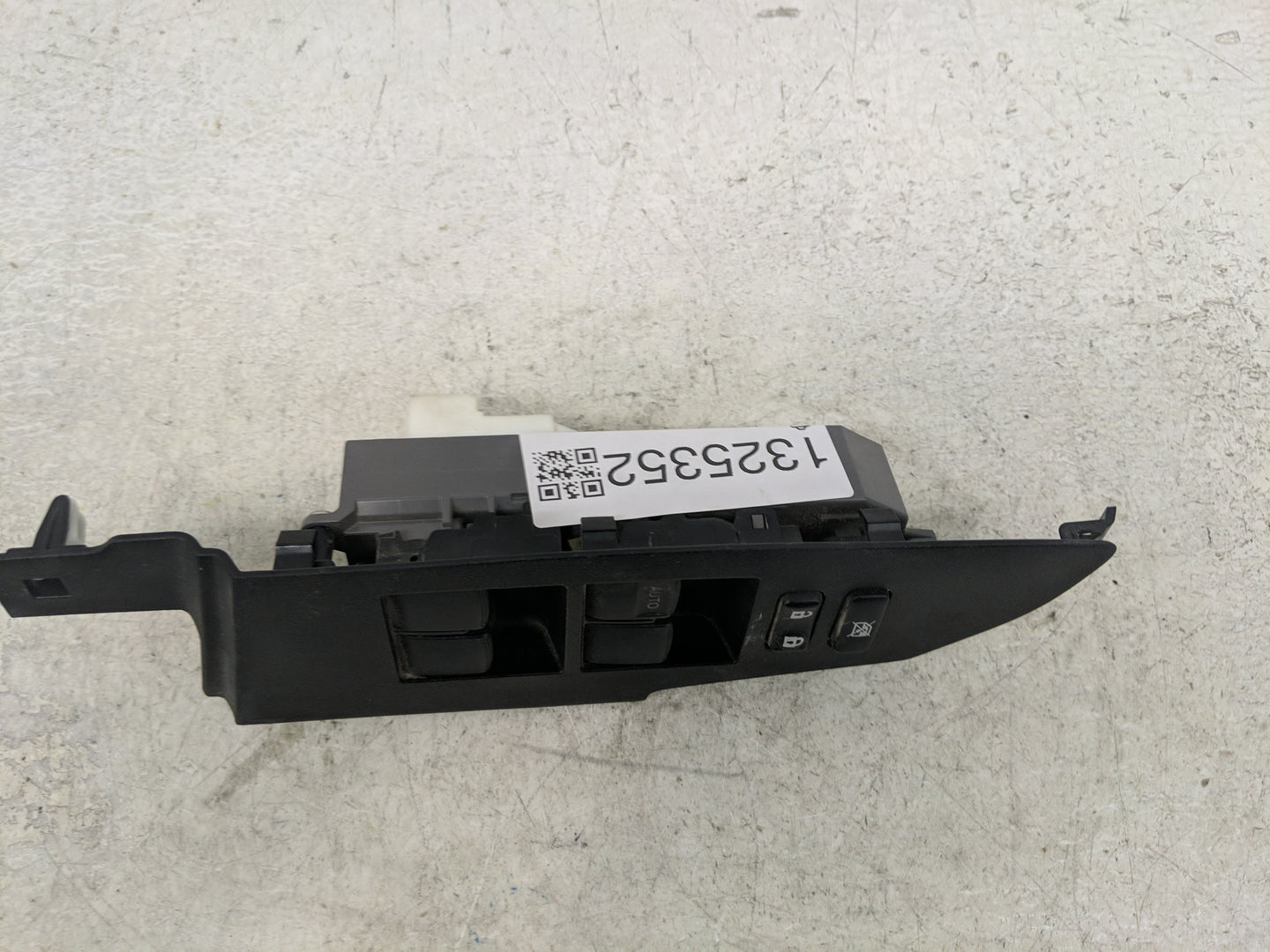 2014-2019 Toyota Corolla Master Power Window Switch Replacement Driver Side Left P/N:84820-0R040 Fits OEM Used Auto Parts - 