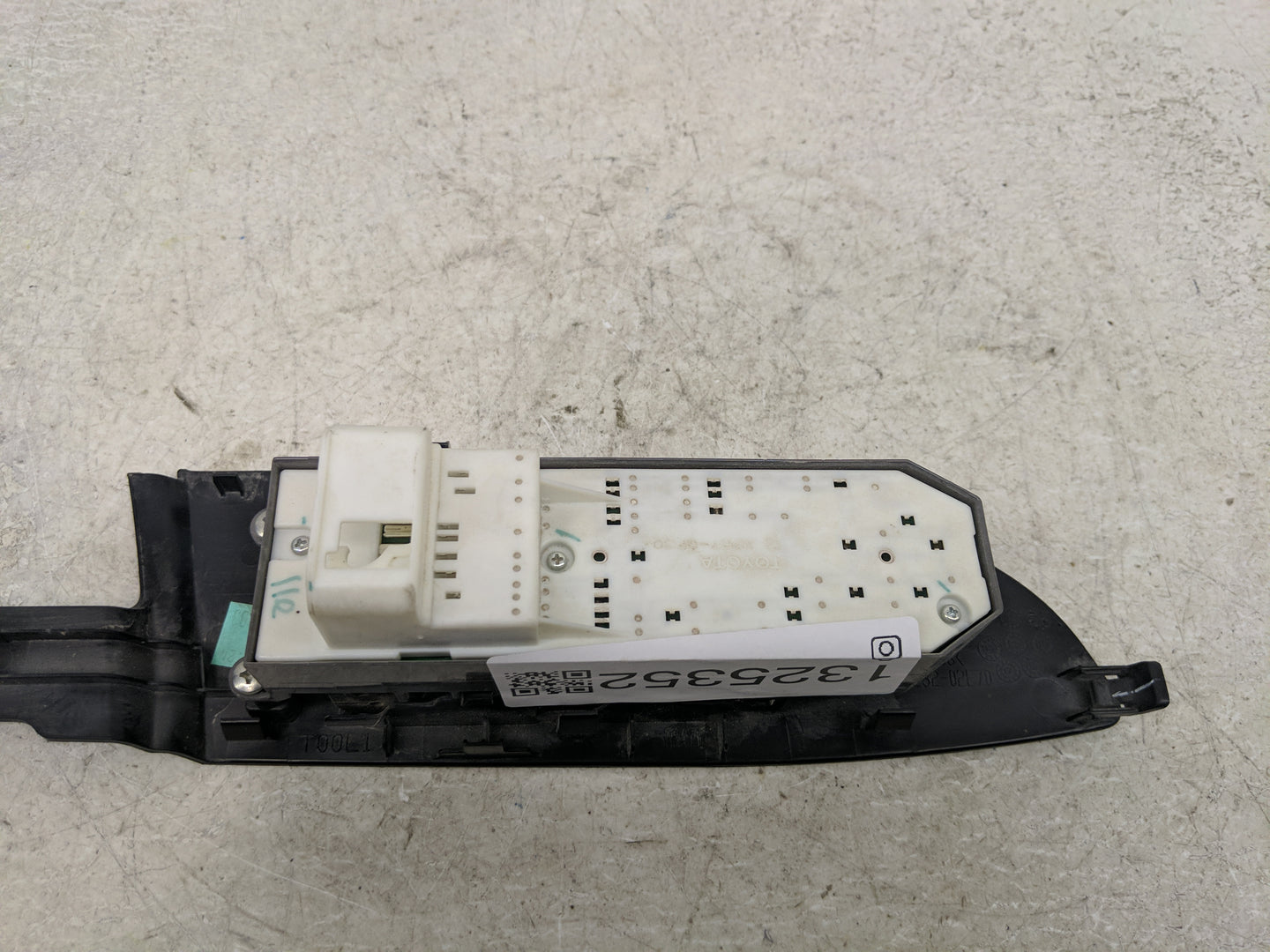2014-2019 Toyota Corolla Master Power Window Switch Replacement Driver Side Left P/N:84820-0R040 Fits OEM Used Auto Parts - 