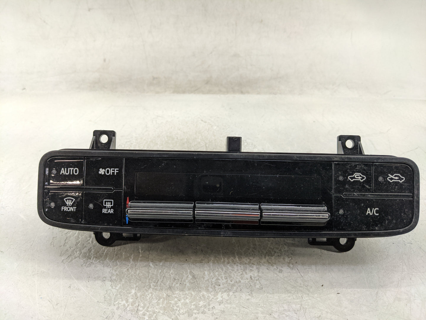 2017-2019 Toyota Corolla Climate Control Module Temperature AC/Heater Replacement Fits Fits 2017 2018 2019 OEM Used Auto Par
