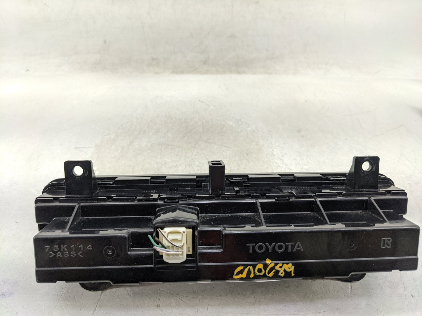 2017-2019 Toyota Corolla Climate Control Module Temperature AC/Heater Replacement Fits Fits 2017 2018 2019 OEM Used Auto Par