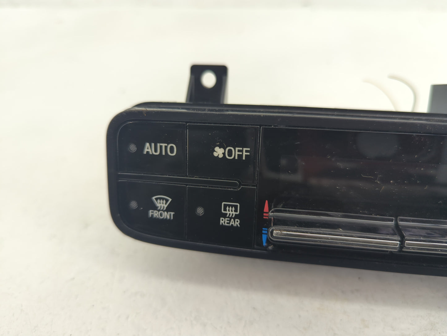 2017-2019 Toyota Corolla Climate Control Module Temperature AC/Heater Replacement Fits Fits 2017 2018 2019 OEM Used Auto Par