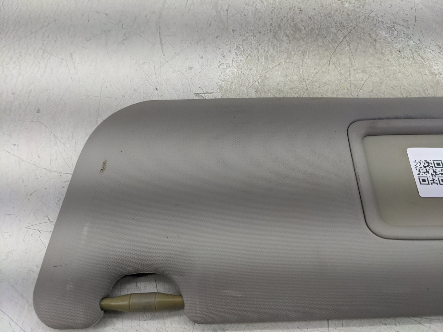 2017-2019 Toyota Corolla Sun Visor Shade Replacement Passenger Right Mirror Fits Fits 2017 2018 2019 OEM Used Auto Parts - O