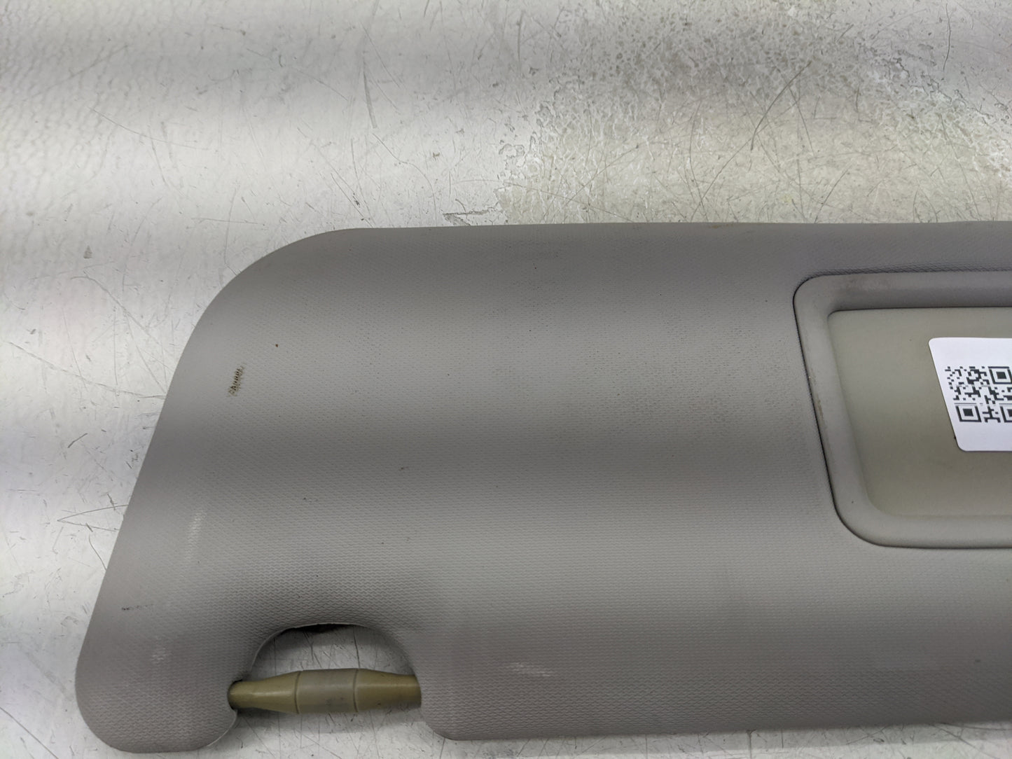 2017-2019 Toyota Corolla Sun Visor Shade Replacement Passenger Right Mirror Fits Fits 2017 2018 2019 OEM Used Auto Parts - O