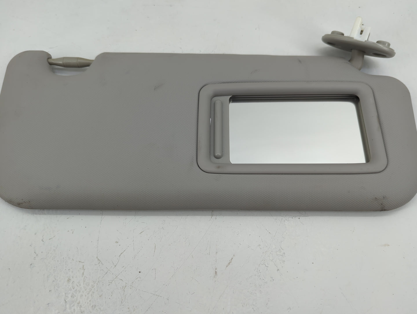 2017-2019 Toyota Corolla Sun Visor Shade Replacement Passenger Right Mirror Fits Fits 2017 2018 2019 OEM Used Auto Parts - O