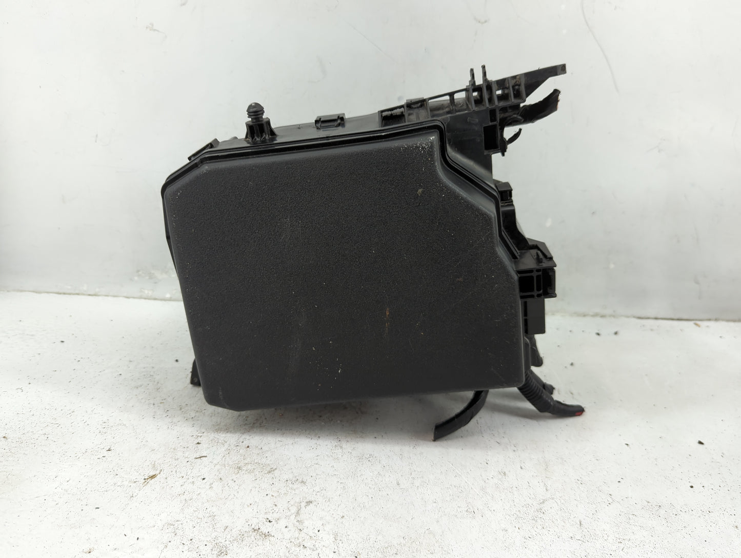 2014-2019 Toyota Corolla Fusebox Fuse Box Panel Relay Module P/N:82662-02661 Fits Fits 2014 2015 2016 2017 2018 2019 OEM Use