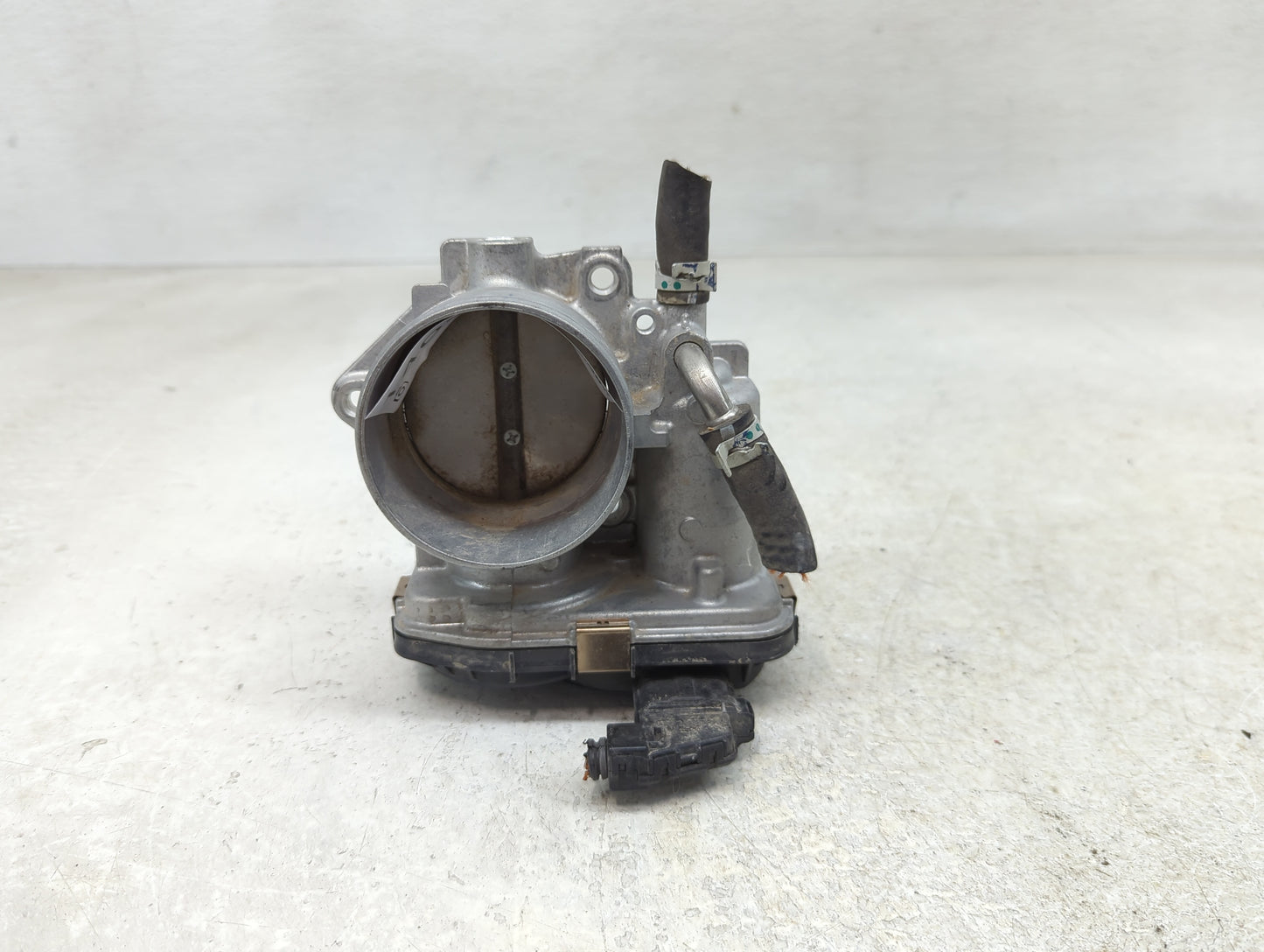 2019-2022 Toyota Corolla Throttle Body P/N:22030-24010 Fits Fits 2019 2020 2021 2022 OEM Used Auto Parts - Oemusedautoparts1