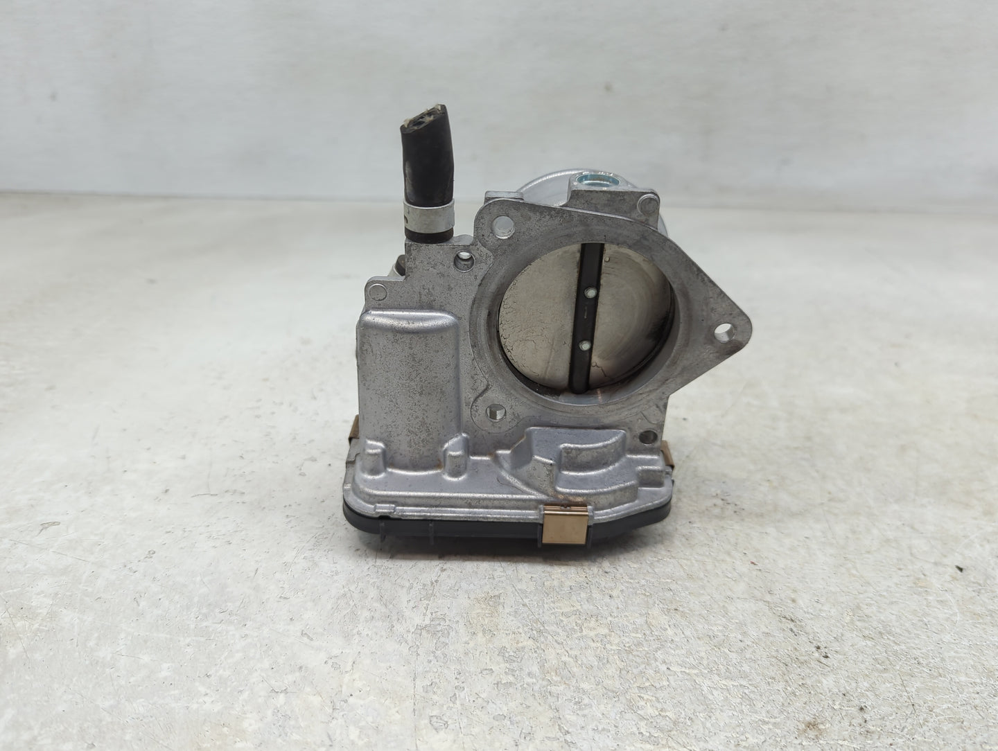2019-2022 Toyota Corolla Throttle Body P/N:22030-24010 Fits Fits 2019 2020 2021 2022 OEM Used Auto Parts - Oemusedautoparts1