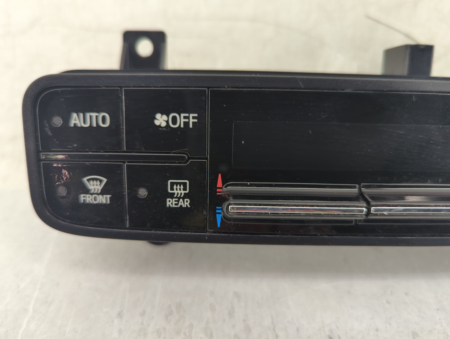 2017-2019 Toyota Corolla Climate Control Module Temperature AC/Heater Replacement P/N:75K114 Fits Fits 2017 2018 2019 OEM Us