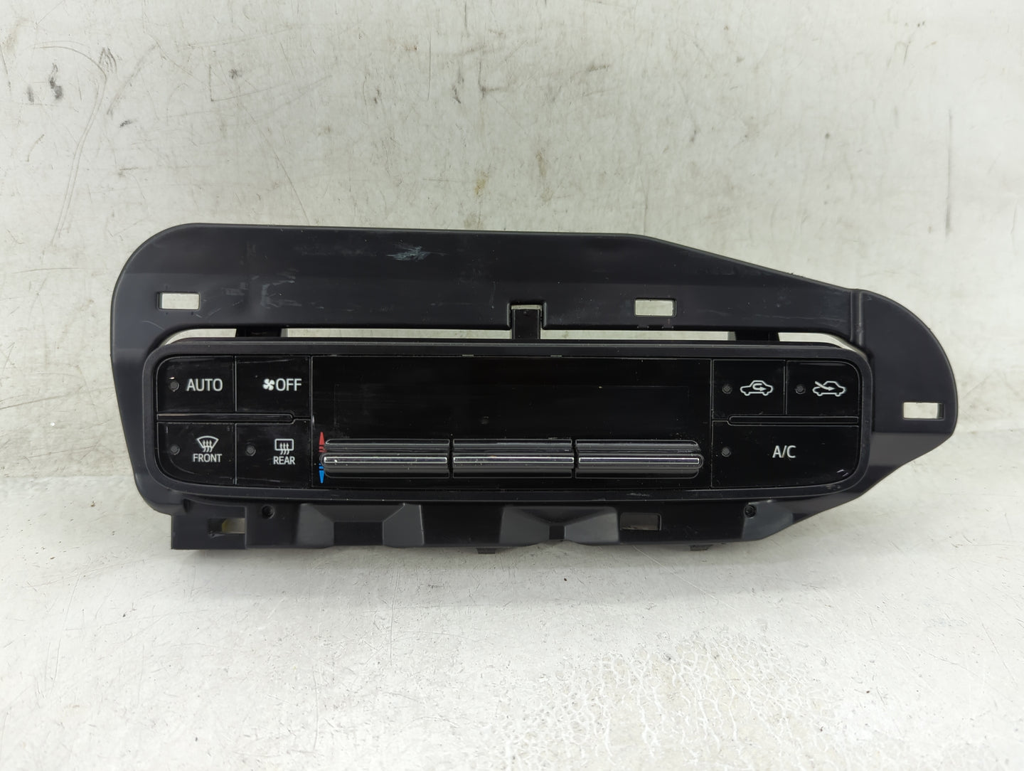 2017-2019 Toyota Corolla Climate Control Module Temperature AC/Heater Replacement P/N:55468-02060 Fits Fits 2017 2018 2019 O
