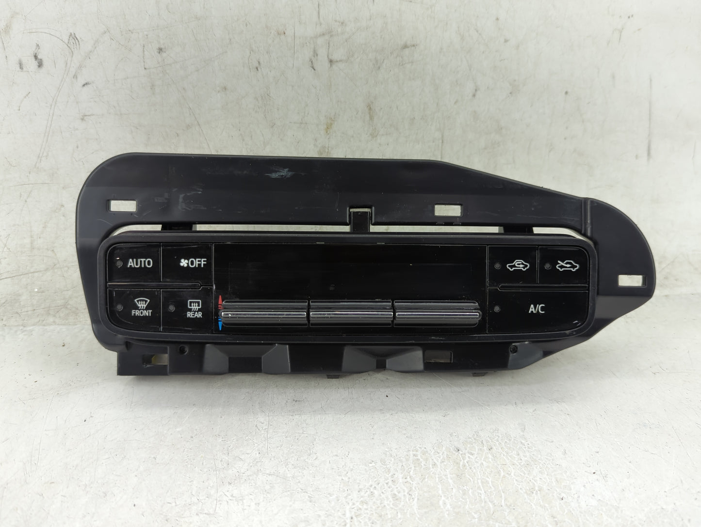 2017-2019 Toyota Corolla Climate Control Module Temperature AC/Heater Replacement P/N:55468-02060 Fits Fits 2017 2018 2019 O