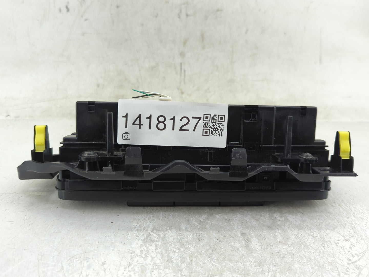 2017-2019 Toyota Corolla Climate Control Module Temperature AC/Heater Replacement P/N:55468-02060 Fits Fits 2017 2018 2019 O