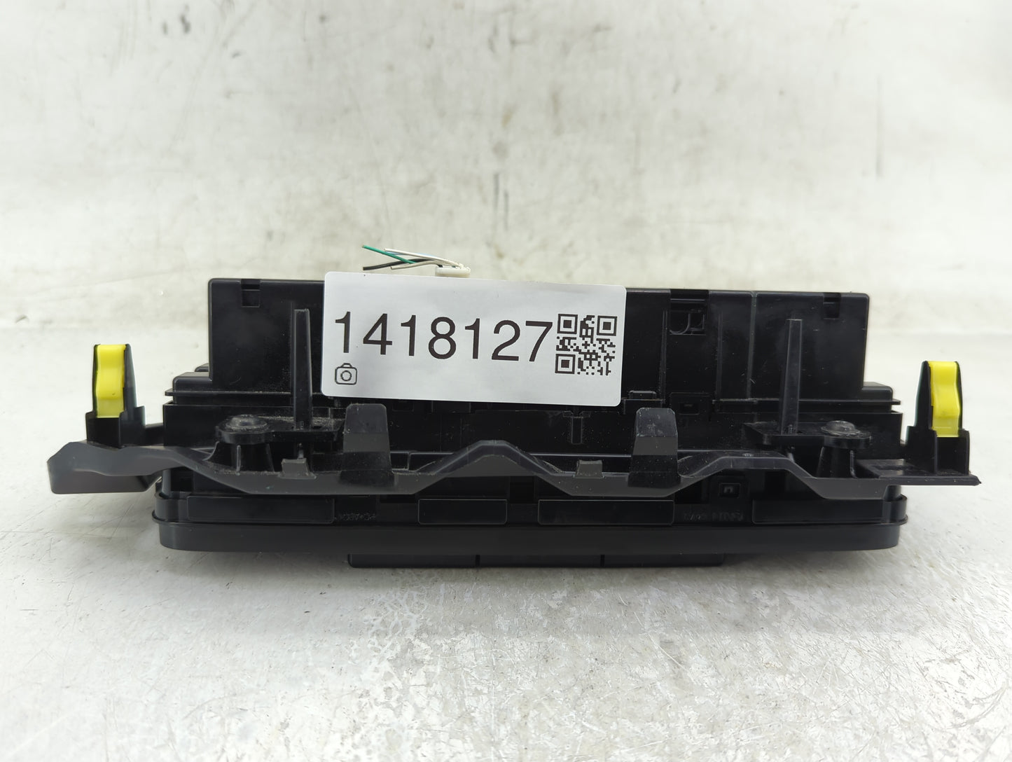 2017-2019 Toyota Corolla Climate Control Module Temperature AC/Heater Replacement P/N:55468-02060 Fits Fits 2017 2018 2019 O