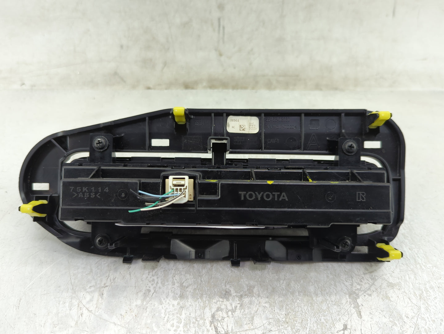 2017-2019 Toyota Corolla Climate Control Module Temperature AC/Heater Replacement P/N:55468-02060 Fits Fits 2017 2018 2019 O