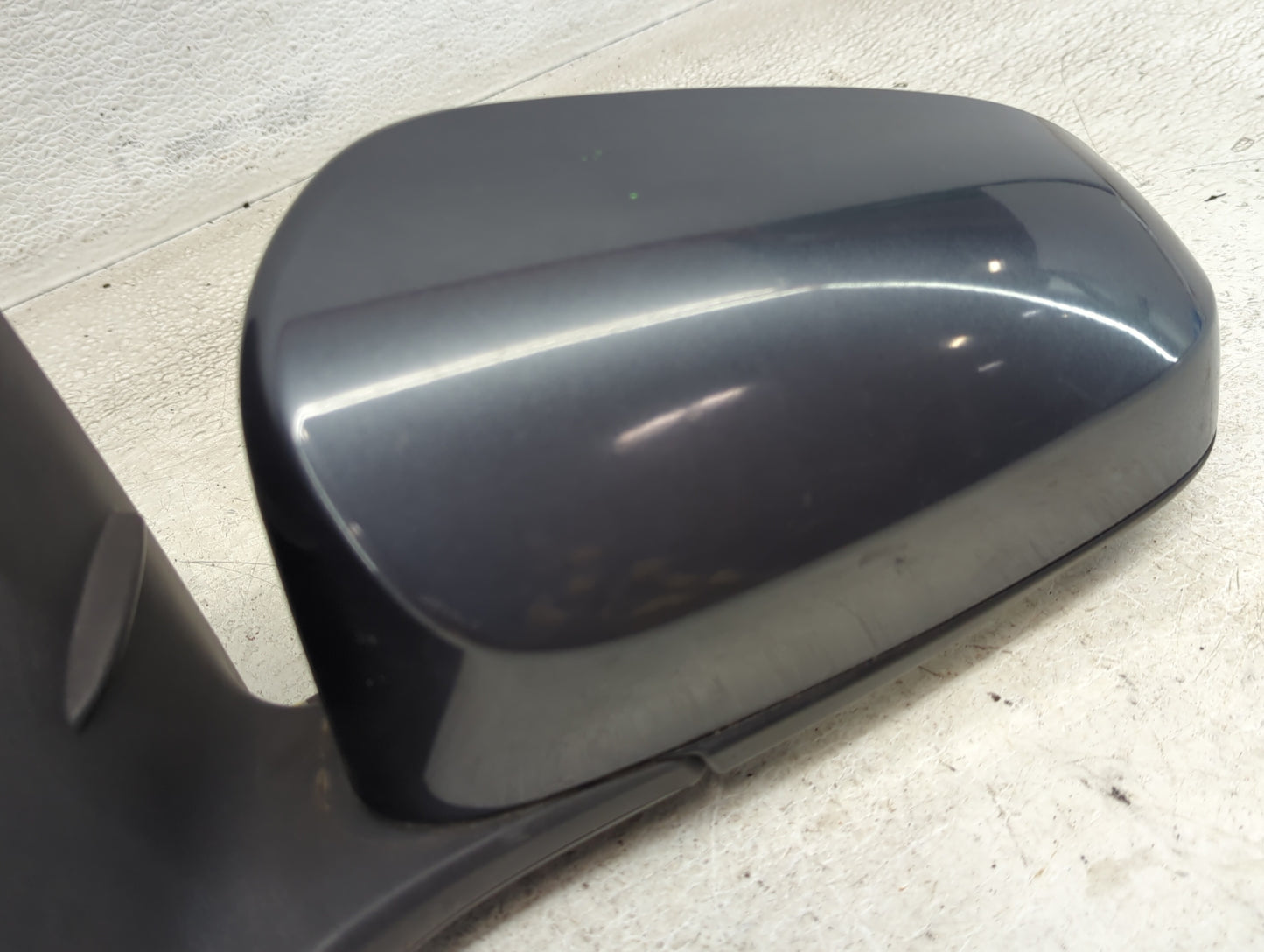 2019 Toyota Corolla Driver Side View Mirror - Left Door Mirror OEM Used - Oemusedautoparts1.com