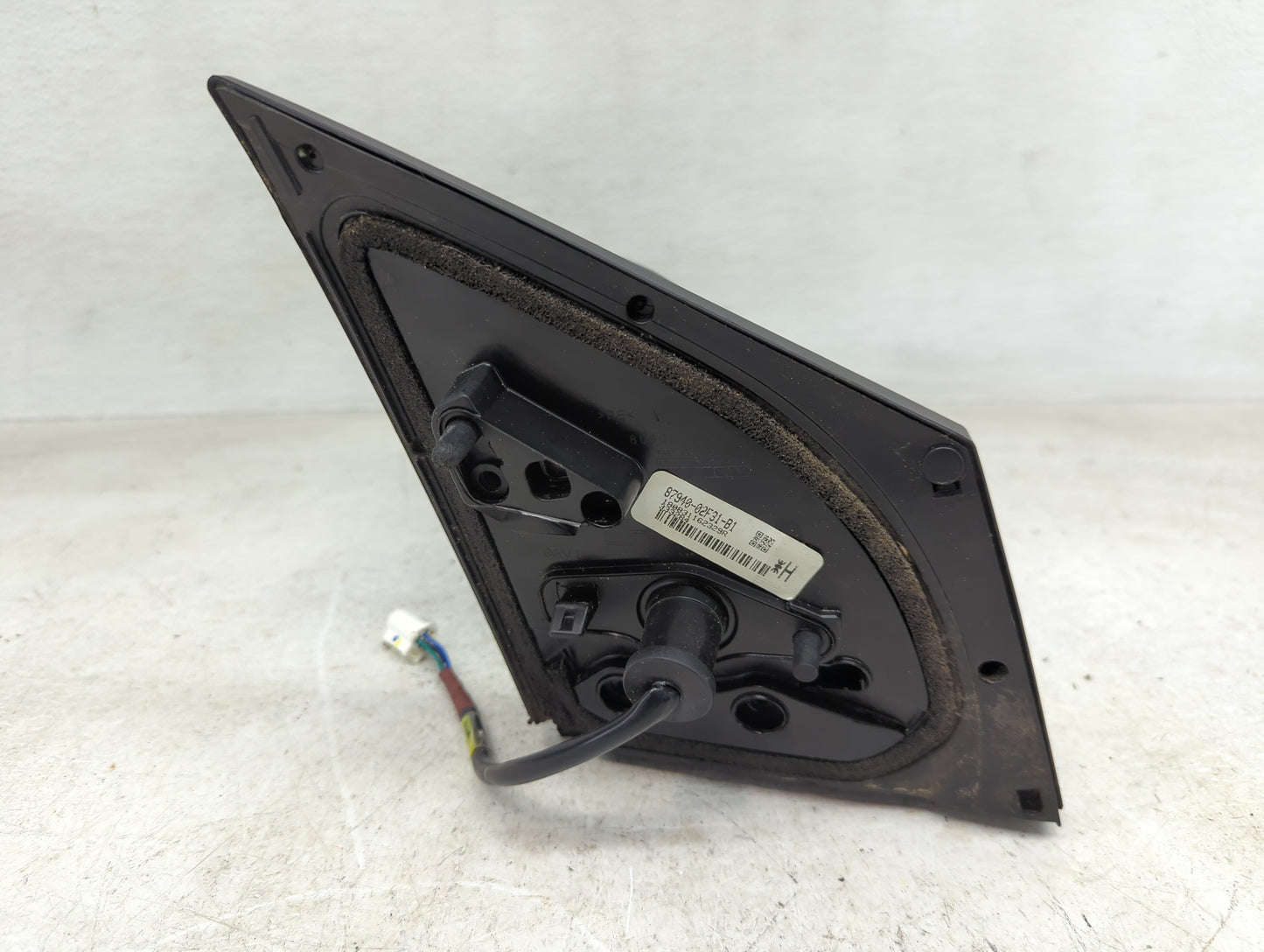 2019 Toyota Corolla Driver Side View Mirror - Left Door Mirror OEM Used - Oemusedautoparts1.com