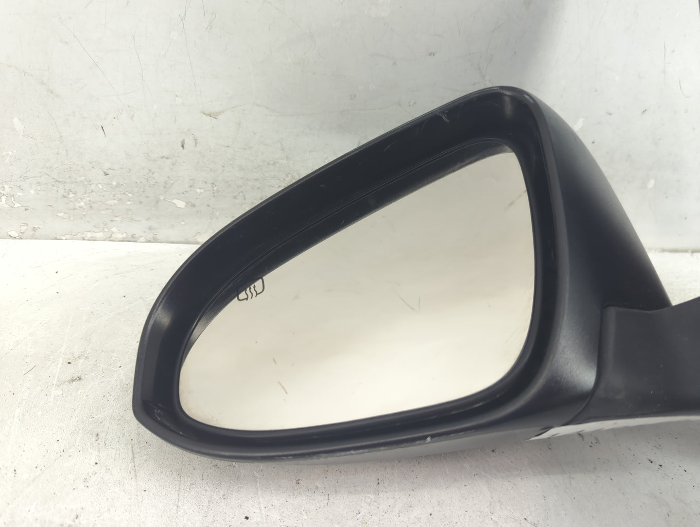 2014-2019 Toyota Corolla Driver Side View Mirror - Left Door Mirror OEM Used - Oemusedautoparts1.com
