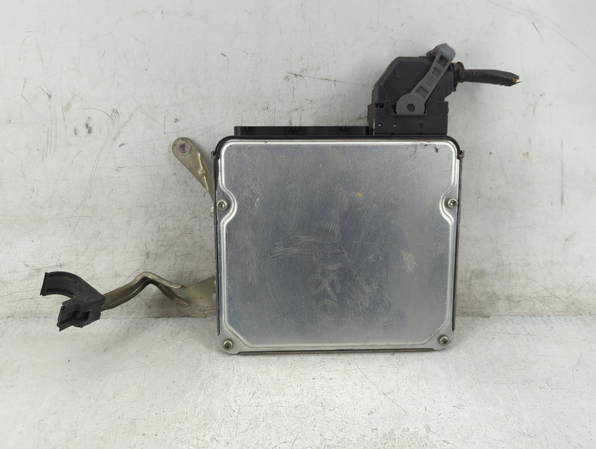 2017-2019 Toyota Corolla PCM Engine Control Computer ECU ECM PCU OEM P/N:89661-0ZQ93 Fits 2017 2018 2019 OEM Used Auto Parts